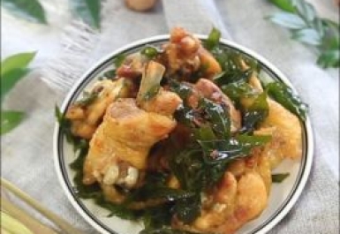 Cách làm gà chiên lá mắc mật thơm ngon, dễ thực hiện