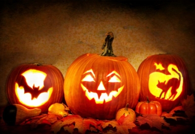 Biểu tượng Halloween là gì? Trick or Treat có gì thú vị?