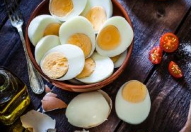 Trứng luộc bao nhiêu calo? Ăn nhiều có tác dụng giảm được cân không?